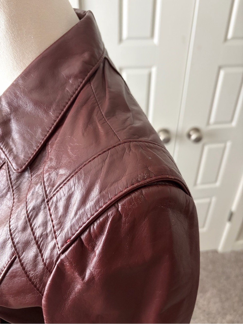 RARE 80s Wilsons Leather Burgundy Leather Jacket - Cropped Leather Jacket - Picture 5 of 5